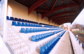 Tribune du stade Delabre - Hénin Beaumont